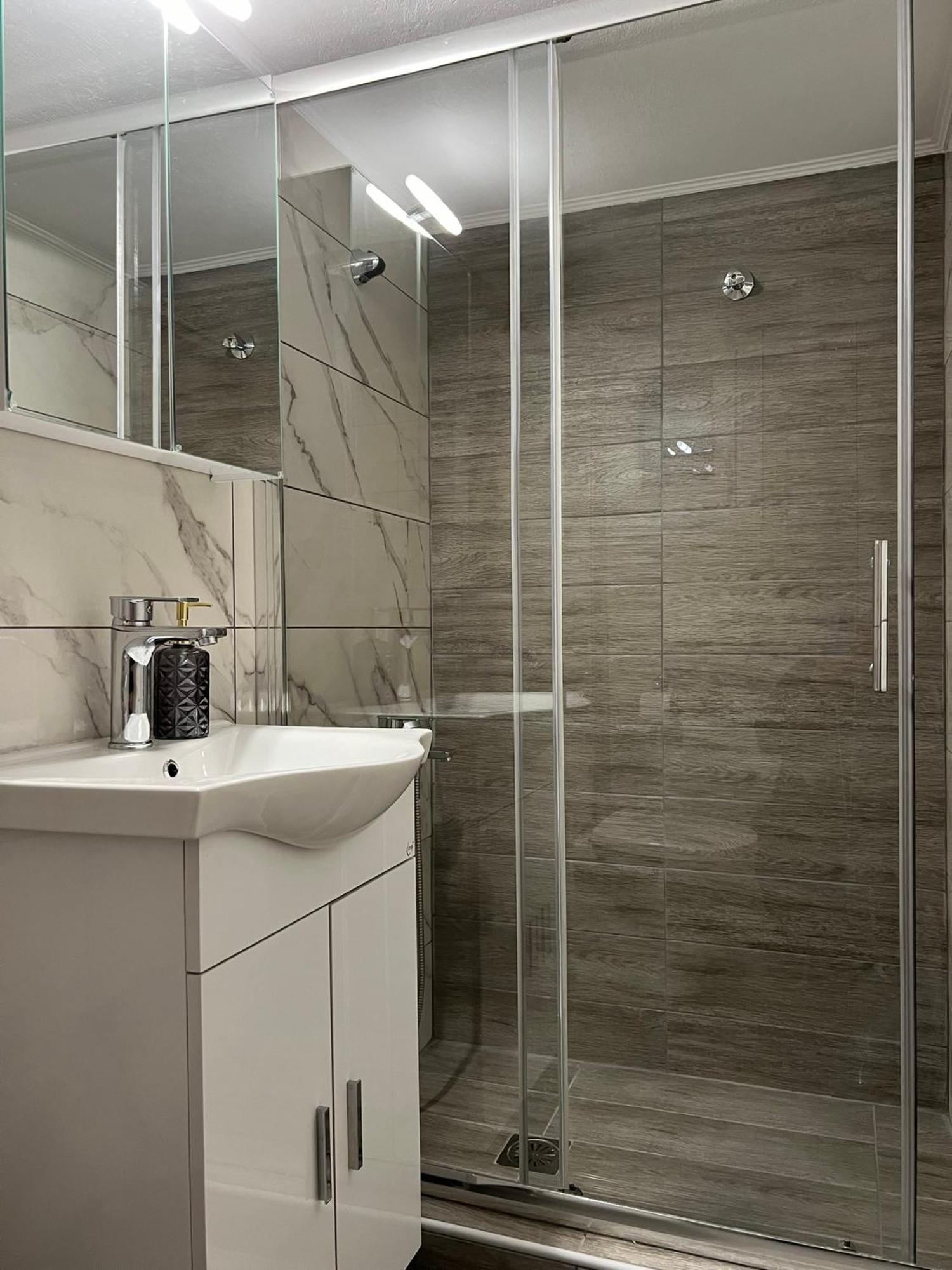 Luxury Prive Penthouse Apartment เซเรส ภายนอก รูปภาพ